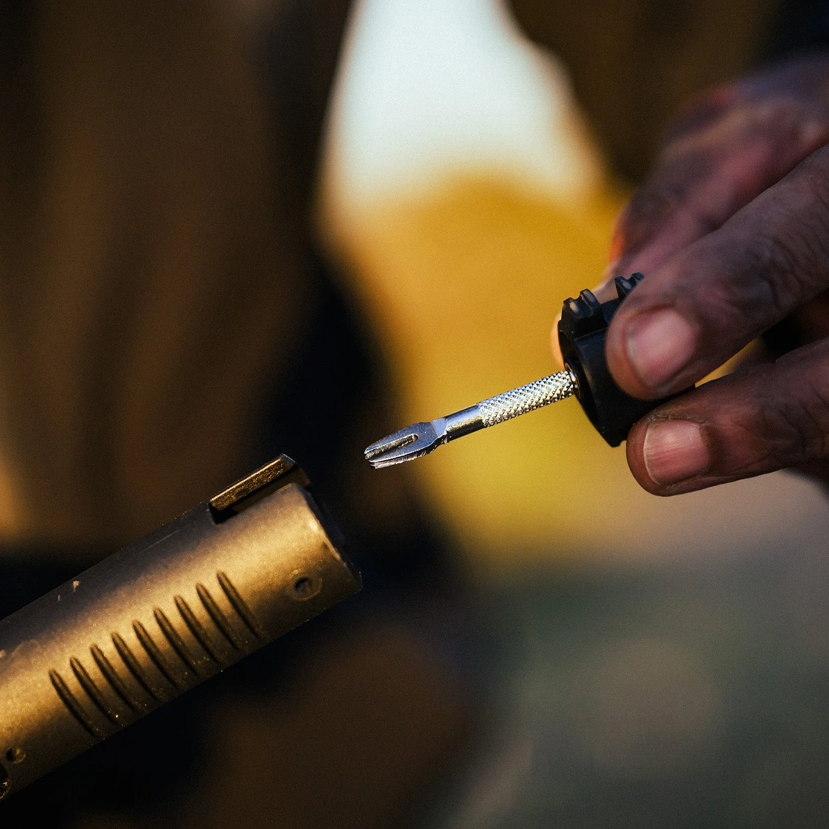 Klic HV Hand Pump with Plug Tool - Image 8